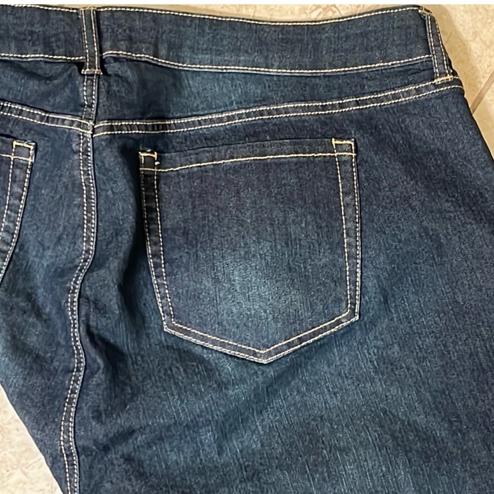 Torrid Midnight Blue Curvy Skinny Jeans - Picture 2 of 6